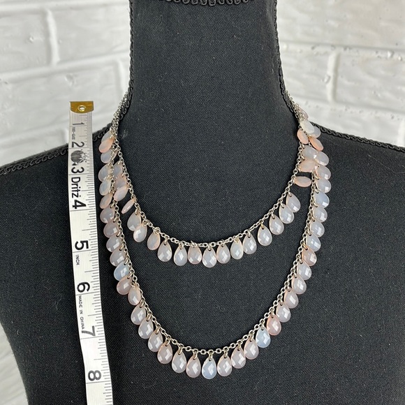 🌟Host Pick🌟 VINTAGE TEAR DROP DOUBLE STRAND NECKLACE SILVER AND OPAQUE - Picture 5 of 5